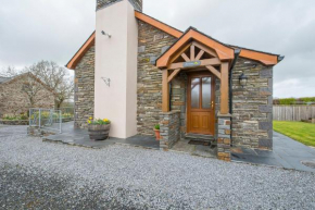Hirwaun Cottage